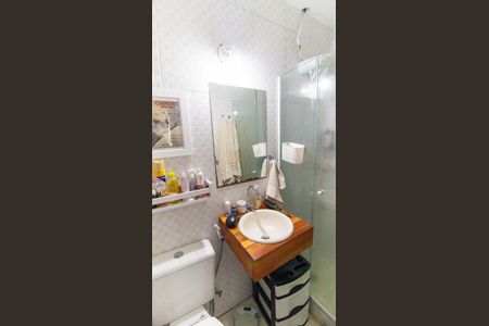 Apartamento à venda com 85m², 2 quartos e 1 vaga Apartamento à venda com 85m², 2 quartos e 1 vagaBanheiro da Suíte