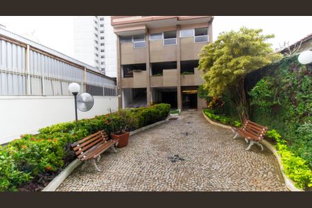 Apartamento à venda com 85m², 2 quartos e 1 vaga Apartamento à venda com 85m², 2 quartos e 1 vagaFachada