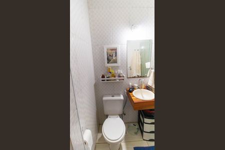 Apartamento à venda com 85m², 2 quartos e 1 vaga Apartamento à venda com 85m², 2 quartos e 1 vagaBanheiro da Suíte