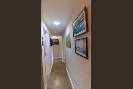 Apartamento à venda com 85m², 2 quartos e 1 vaga Apartamento à venda com 85m², 2 quartos e 1 vagaCorredor