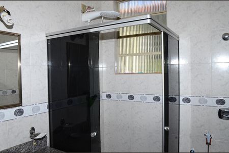 Casa à venda com 300m², 3 quartos e sem vagaBanheiro