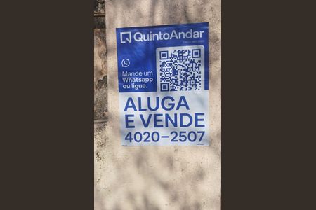 Casa à venda com 300m², 3 quartos e sem vaga Casa à venda com 300m², 3 quartos e sem vagaplaquinha