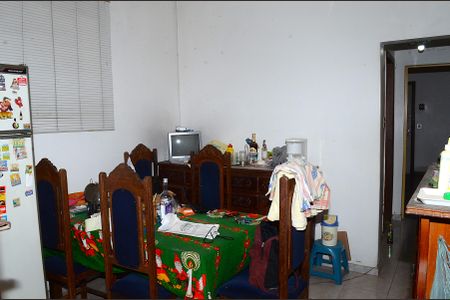 Casa à venda com 300m², 3 quartos e sem vagaCopa