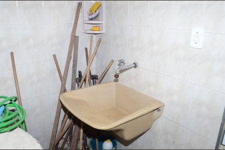 Casa à venda com 300m², 3 quartos e sem vagaÁrea de Serviço