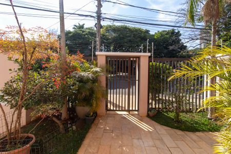 Casa para alugar com 390m², 5 quartos e 5 vagas Casa para alugar com 390m², 5 quartos e 5 vagasÁrea comum