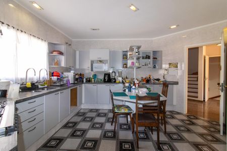 Casa para alugar com 390m², 5 quartos e 5 vagas Casa para alugar com 390m², 5 quartos e 5 vagasCozinha