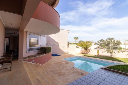 Casa para alugar com 390m², 5 quartos e 5 vagas Casa para alugar com 390m², 5 quartos e 5 vagasÁrea comum