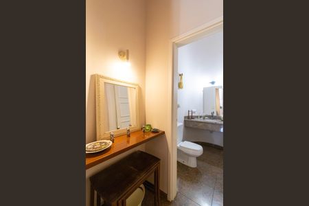 Casa para alugar com 390m², 5 quartos e 5 vagas Casa para alugar com 390m², 5 quartos e 5 vagasCozinha