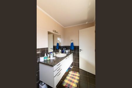 Casa para alugar com 390m², 5 quartos e 5 vagas Casa para alugar com 390m², 5 quartos e 5 vagasBanheiro Suíte 2