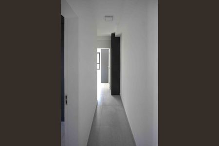 Apartamento à venda com 42m², 2 quartos e 1 vaga Apartamento à venda com 42m², 2 quartos e 1 vagaCorredor