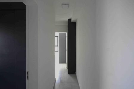 Apartamento à venda com 42m², 2 quartos e 1 vaga Apartamento à venda com 42m², 2 quartos e 1 vagaCorredor