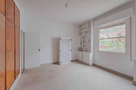 Casa à venda com 240m², 3 quartos e 2 vagasQuarto 2