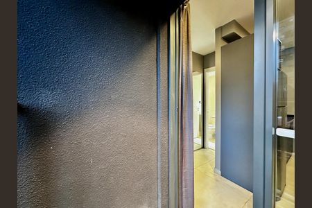 Studio à venda com 30m², 1 quarto e sem vaga Studio à venda com 30m², 1 quarto e sem vagaSacada