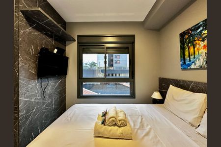 Studio à venda com 30m², 1 quarto e sem vaga Studio à venda com 30m², 1 quarto e sem vagaQuarto
