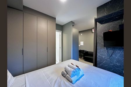Studio à venda com 30m², 1 quarto e sem vaga Studio à venda com 30m², 1 quarto e sem vagaQuarto