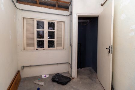 Casa à venda com 150m², 3 quartos e sem vaga Casa à venda com 150m², 3 quartos e sem vagaEdícula