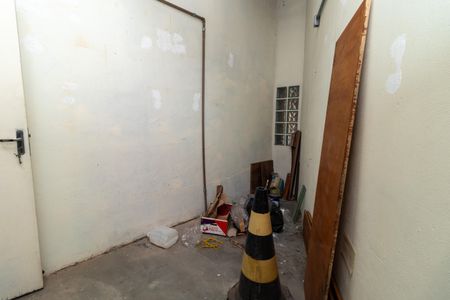 Casa à venda com 150m², 3 quartos e sem vaga Casa à venda com 150m², 3 quartos e sem vagaEdícula
