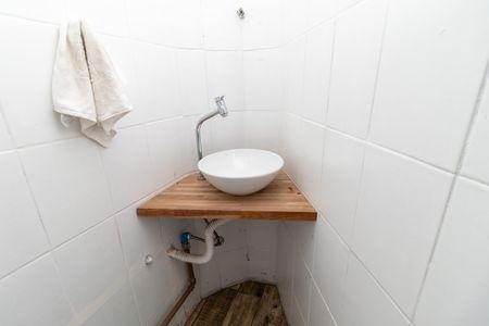 Casa à venda com 150m², 3 quartos e sem vaga Casa à venda com 150m², 3 quartos e sem vagaBanheiro de Serviço