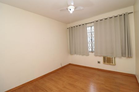 Apartamento à venda com 90m², 3 quartos e 1 vagaQuarto 2