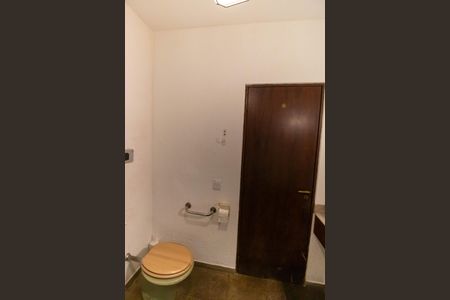 Casa de condomínio à venda com 1100m², 4 quartos e 4 vagas Casa de condomínio à venda com 1100m², 4 quartos e 4 vagasLavabo