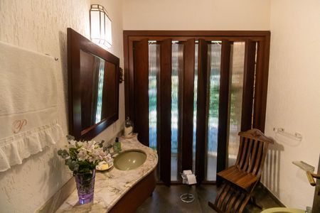 Casa de condomínio à venda com 1100m², 4 quartos e 4 vagas Casa de condomínio à venda com 1100m², 4 quartos e 4 vagasLavabo