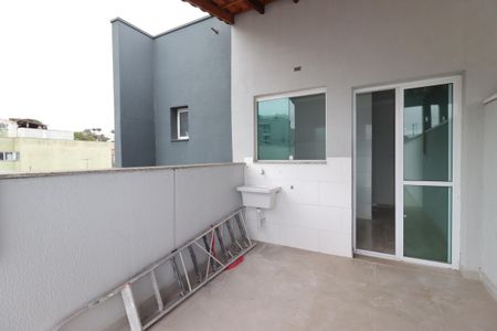 Apartamento à venda com 100m², 2 quartos e 2 vagasÁrea de Serviço