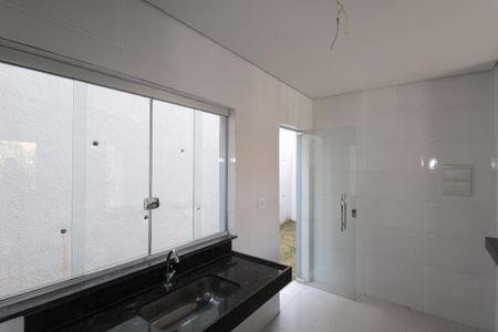 Casa à venda com 120m², 3 quartos e 2 vagasCozinha