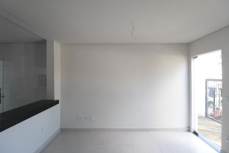 Casa à venda com 120m², 3 quartos e 2 vagasSala