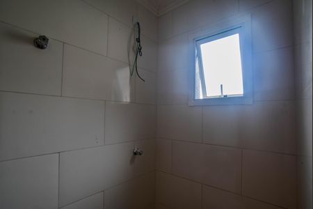 Apartamento à venda com 100m², 2 quartos e 2 vagas Apartamento à venda com 100m², 2 quartos e 2 vagasBanheiro de serviço