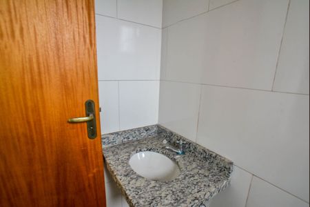 Apartamento à venda com 100m², 2 quartos e 2 vagas Apartamento à venda com 100m², 2 quartos e 2 vagasBanheiro de serviço