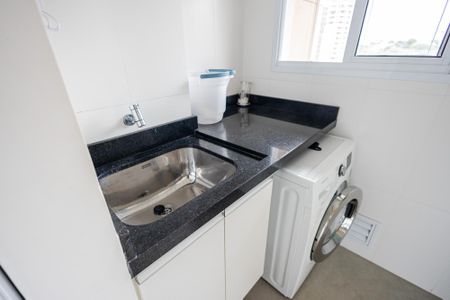 Apartamento à venda com 75m², 1 quarto e 2 vagas Apartamento à venda com 75m², 1 quarto e 2 vagasÁrea de Serviço