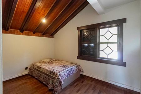 Casa para alugar com 3000m², 6 quartos e 10 vagas Casa para alugar com 3000m², 6 quartos e 10 vagasQuarto 4