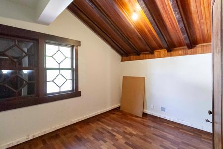 Casa para alugar com 3000m², 6 quartos e 10 vagas Casa para alugar com 3000m², 6 quartos e 10 vagasQuarto 2
