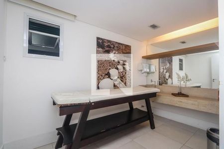 Apartamento à venda com 111m², 1 quarto e 2 vagas Apartamento à venda com 111m², 1 quarto e 2 vagasÁrea comum