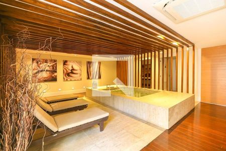 Apartamento à venda com 111m², 1 quarto e 2 vagas Apartamento à venda com 111m², 1 quarto e 2 vagasÁrea comum