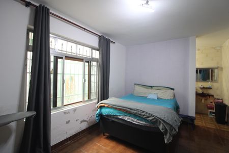 Casa à venda com 200m², 3 quartos e 3 vagasSuíte 2