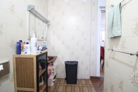 Casa à venda com 200m², 3 quartos e 3 vagasBanheiro da Suíte 2