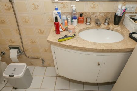 Apartamento à venda com 56m², 1 quarto e 1 vaga Apartamento à venda com 56m², 1 quarto e 1 vagaBanheiro