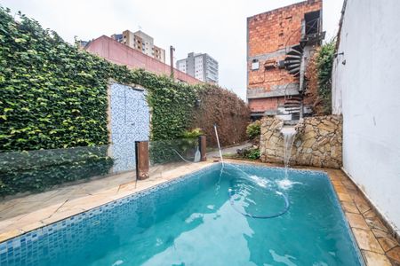 Casa à venda com 200m², 1 quarto e sem vagaPiscina