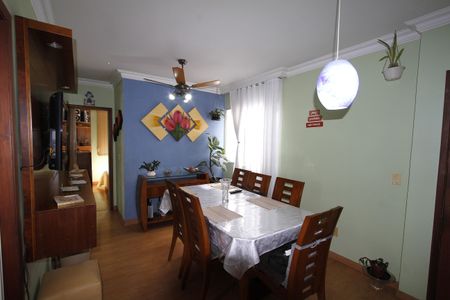 Apartamento à venda com 68m², 3 quartos e 1 vagaSala