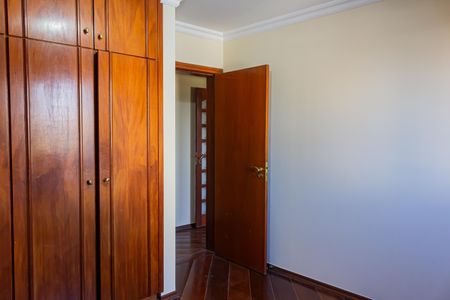 Apartamento à venda com 160m², 5 quartos e 2 vagas Apartamento à venda com 160m², 5 quartos e 2 vagasQuarto 2