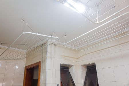 Apartamento à venda com 160m², 5 quartos e 2 vagas Apartamento à venda com 160m², 5 quartos e 2 vagasÁrea de Serviço