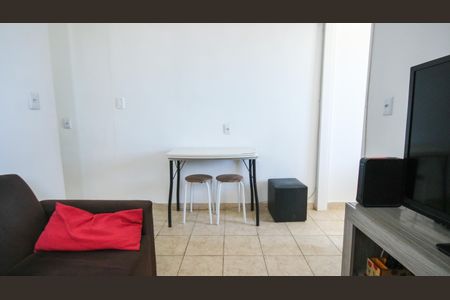 Sala de apartamento para alugar com 1 quarto, 35m² em Guilhermina, Praia Grande