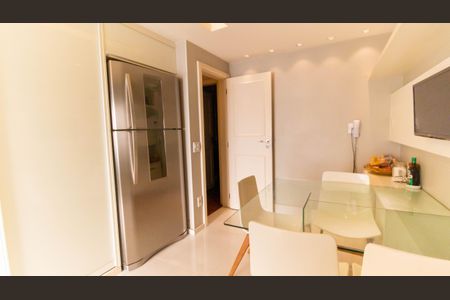 Apartamento à venda com 145m², 3 quartos e 2 vagasCozinha