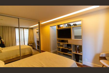 Apartamento à venda com 145m², 3 quartos e 2 vagasSuíte