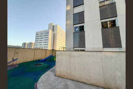 Apartamento à venda com 127m², 3 quartos e 2 vagas Apartamento à venda com 127m², 3 quartos e 2 vagasPlaquinha