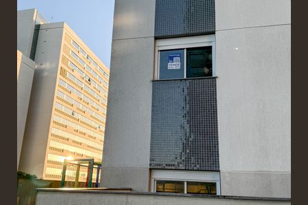 Apartamento à venda com 127m², 3 quartos e 2 vagas Apartamento à venda com 127m², 3 quartos e 2 vagasPlaquinha
