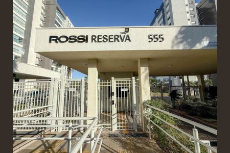 Apartamento à venda com 101m², 2 quartos e 2 vagas Apartamento à venda com 101m², 2 quartos e 2 vagasFachada