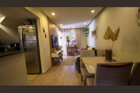 Casa de condomínio à venda com 85m², 3 quartos e 1 vaga Casa de condomínio à venda com 85m², 3 quartos e 1 vagaSala