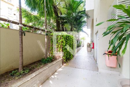 Apartamento à venda com 180m², 3 quartos e 2 vagas Apartamento à venda com 180m², 3 quartos e 2 vagasÁrea comum